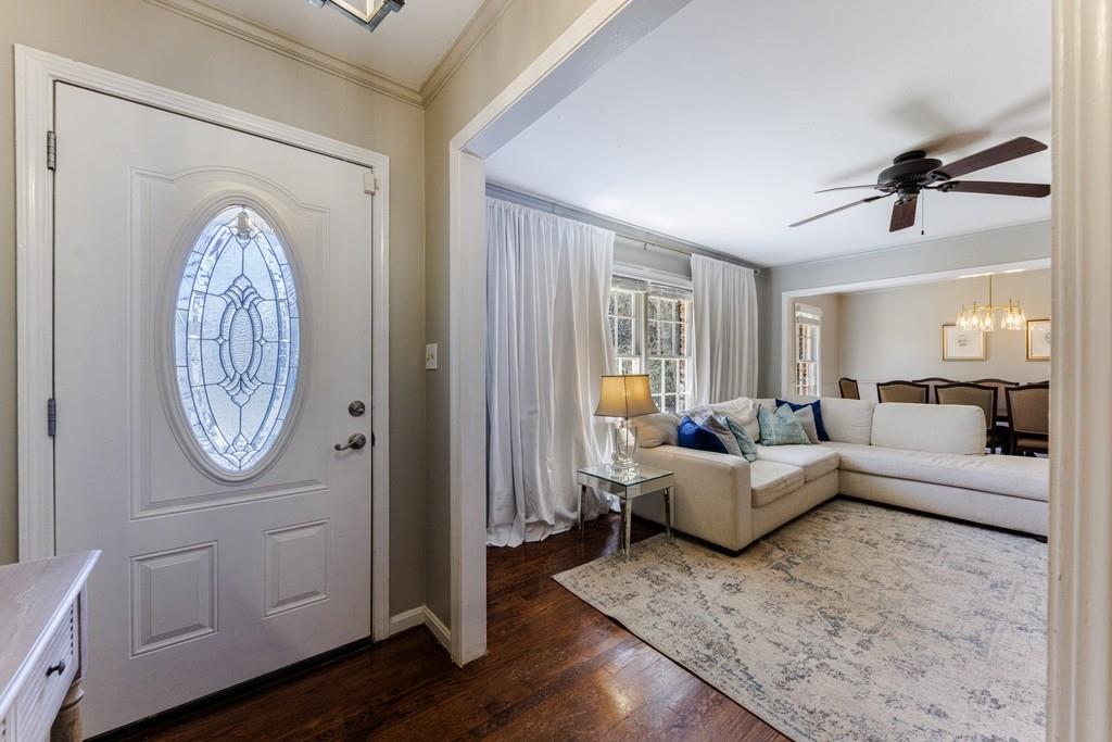 710 E Powderhorn, Atlanta, Georgia 30342, 3 Bedrooms Bedrooms, ,2 BathroomsBathrooms,Residential,Sold,710 E Powderhorn,7344431