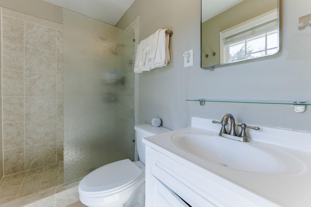 710 E Powderhorn, Atlanta, Georgia 30342, 3 Bedrooms Bedrooms, ,2 BathroomsBathrooms,Residential,Sold,710 E Powderhorn,7344431