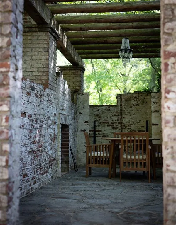 The ruins of famous artist, Athos Menaboni's Summer gathering cottage