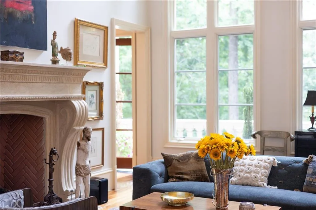 1111 Crest Valley Drive, Atlanta, Georgia 30327, 6 Bedrooms Bedrooms, ,7 BathroomsBathrooms,Residential,Sold,1111 Crest Valley Drive,7378017