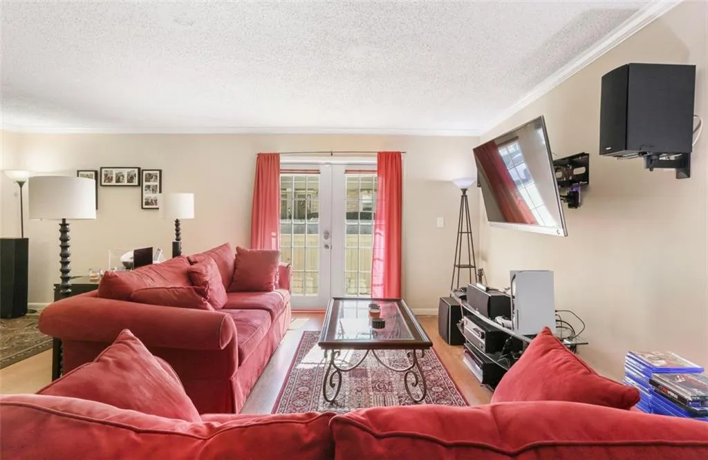 6900 Roswell Road Unit Q20, Atlanta, Georgia 30328, 2 Bedrooms Bedrooms, ,2 BathroomsBathrooms,Residential,Sold,6900 Roswell Road Unit Q20,6977350