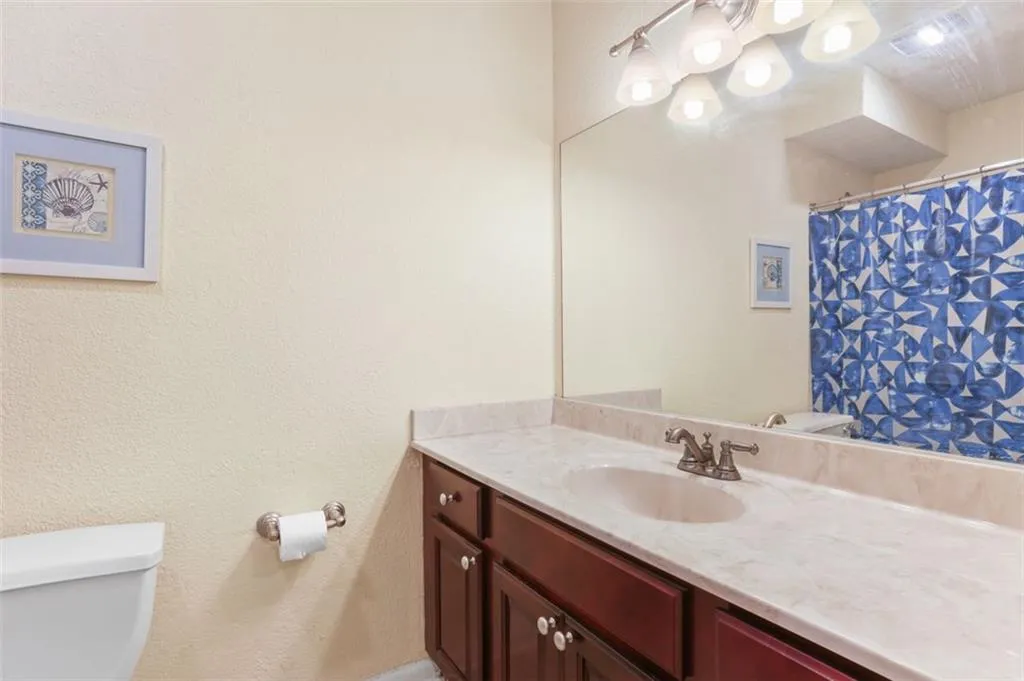 6900 Roswell Road Unit Q20, Atlanta, Georgia 30328, 2 Bedrooms Bedrooms, ,2 BathroomsBathrooms,Residential,Sold,6900 Roswell Road Unit Q20,6977350