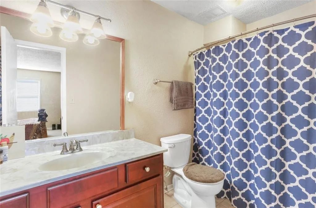 6900 Roswell Road Unit Q20, Atlanta, Georgia 30328, 2 Bedrooms Bedrooms, ,2 BathroomsBathrooms,Residential,Sold,6900 Roswell Road Unit Q20,6977350
