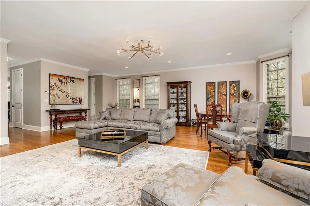 5585 Julian Place, Sandy Springs, Georgia 30342, 4 Bedrooms Bedrooms, ,3 BathroomsBathrooms,Residential,Sold,5585 Julian Place,6995631