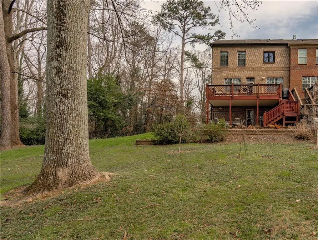 5585 Julian Place, Sandy Springs, Georgia 30342, 4 Bedrooms Bedrooms, ,3 BathroomsBathrooms,Residential,Sold,5585 Julian Place,6995631