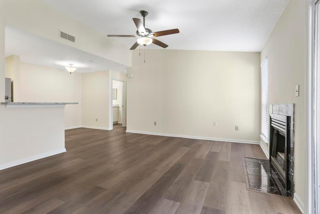 310 GRANVILLE Court, Atlanta, Georgia 30328, 2 Bedrooms Bedrooms, ,2 BathroomsBathrooms,Residential,Sold,310 GRANVILLE Court,7298166