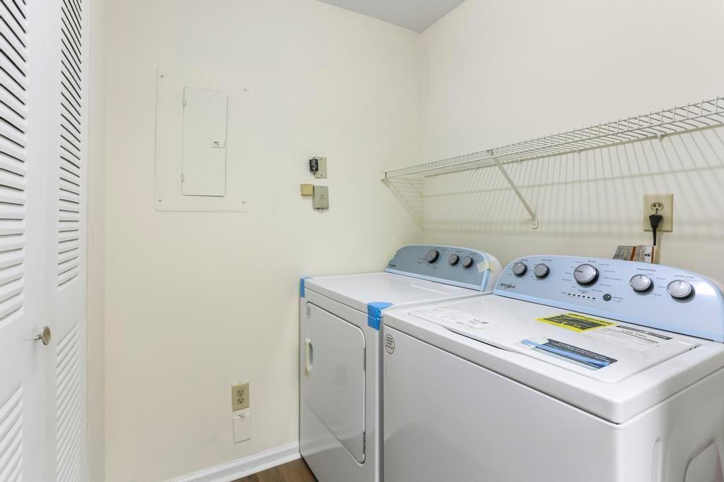 310 GRANVILLE Court, Atlanta, Georgia 30328, 2 Bedrooms Bedrooms, ,2 BathroomsBathrooms,Residential,Sold,310 GRANVILLE Court,7298166