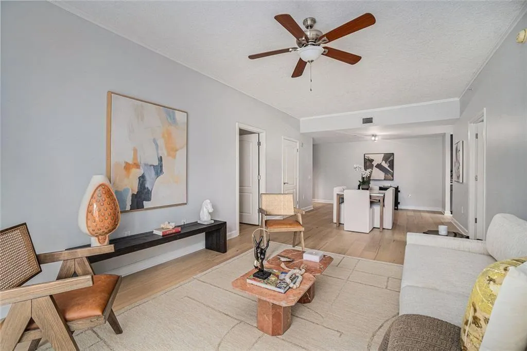 195 14th Street Ne Unit 902, Atlanta, Georgia 30309, 1 Bedroom Bedrooms, ,2 BathroomsBathrooms,Residential,For Sale,195 14th Street Ne Unit 902,7632772