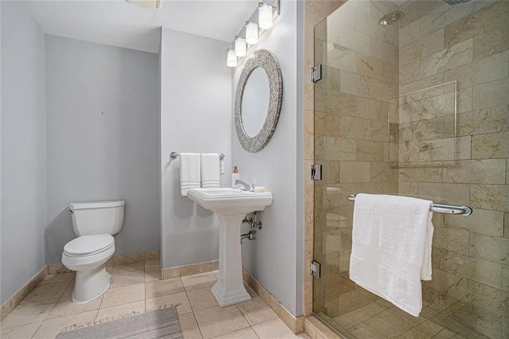 195 14th Street Ne Unit 902, Atlanta, Georgia 30309, 1 Bedroom Bedrooms, ,2 BathroomsBathrooms,Residential,For Sale,195 14th Street Ne Unit 902,7632772