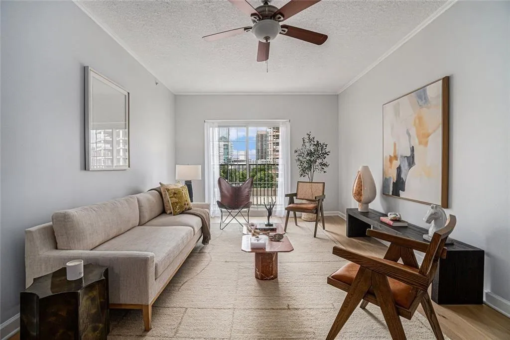 195 14th Street Ne Unit 902, Atlanta, Georgia 30309, 1 Bedroom Bedrooms, ,2 BathroomsBathrooms,Residential,For Sale,195 14th Street Ne Unit 902,7632772