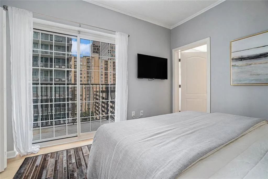 195 14th Street Ne Unit 902, Atlanta, Georgia 30309, 1 Bedroom Bedrooms, ,2 BathroomsBathrooms,Residential,For Sale,195 14th Street Ne Unit 902,7632772