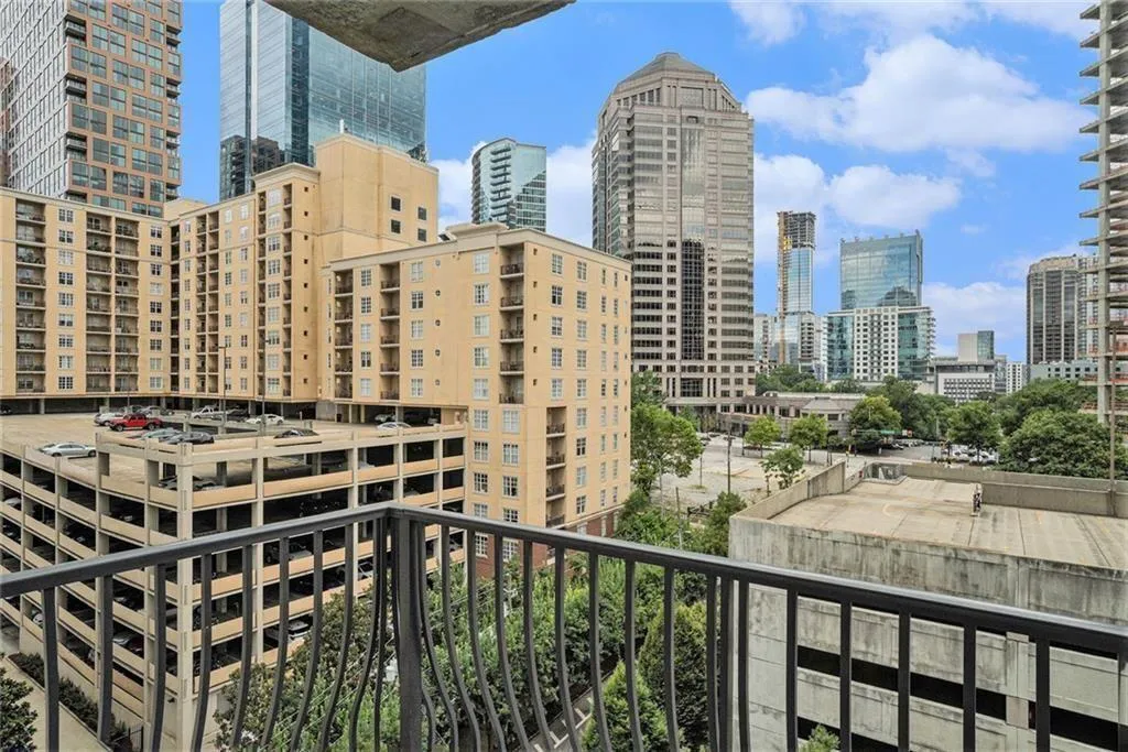 195 14th Street Ne Unit 902, Atlanta, Georgia 30309, 1 Bedroom Bedrooms, ,2 BathroomsBathrooms,Residential,For Sale,195 14th Street Ne Unit 902,7632772