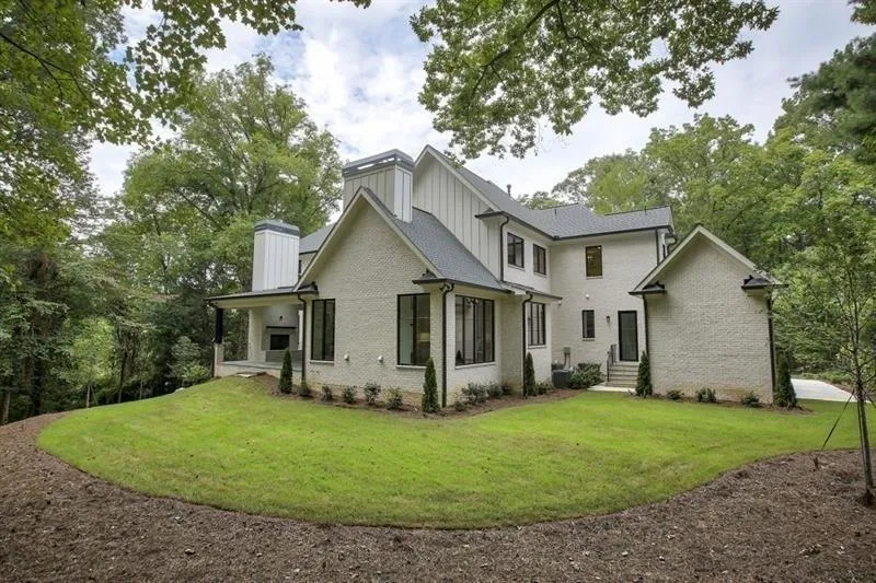4555 Mystic Drive, Sandy Springs, Georgia 30342, 6 Bedrooms Bedrooms, ,6 BathroomsBathrooms,Residential,Sold,4555 Mystic Drive,6067695