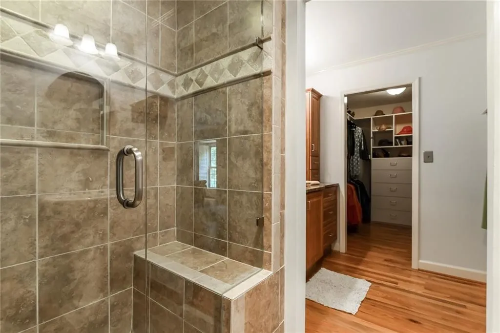 281 The South Chace, Sandy Springs, Georgia 30328, 3 Bedrooms Bedrooms, ,2 BathroomsBathrooms,Residential,Sold,281 The South Chace,5902340