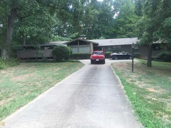 6360 Aberdeen Drive, Atlanta, Georgia 30328, 4 Bedrooms Bedrooms, ,3 BathroomsBathrooms,Residential,Sold,6360 Aberdeen Drive,6612429
