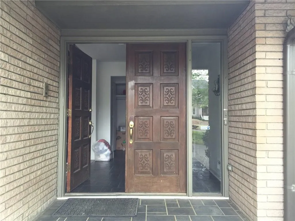 6360 Aberdeen Drive, Atlanta, Georgia 30328, 4 Bedrooms Bedrooms, ,3 BathroomsBathrooms,Residential,Sold,6360 Aberdeen Drive,6612429