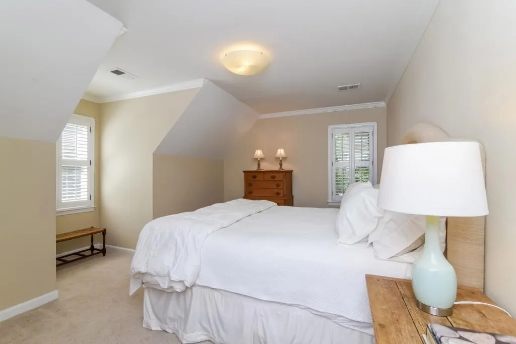 7975 Spalding Hills, Atlanta, Georgia 30350, 7 Bedrooms Bedrooms, ,3 BathroomsBathrooms,Residential,Sold,7975 Spalding Hills,5743504