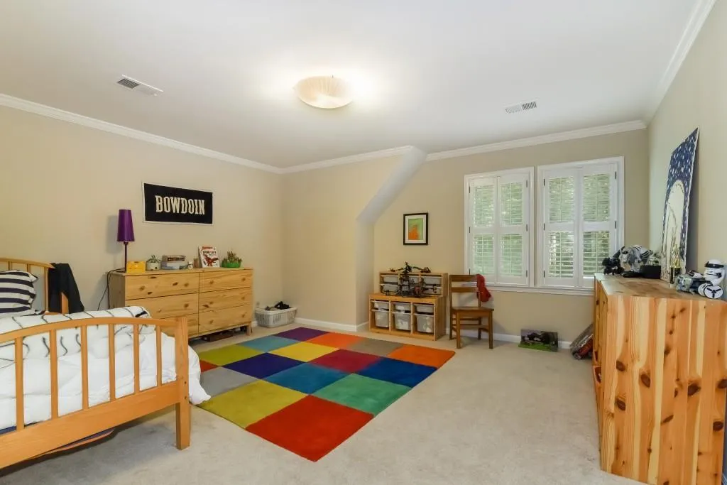 7975 Spalding Hills, Atlanta, Georgia 30350, 7 Bedrooms Bedrooms, ,3 BathroomsBathrooms,Residential,Sold,7975 Spalding Hills,5743504