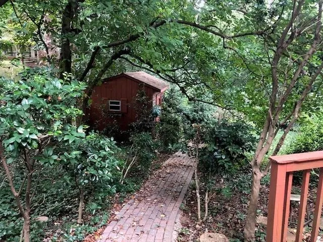 5915 Brookgreen Road, Sandy Springs, Georgia 30328, 3 Bedrooms Bedrooms, ,2 BathroomsBathrooms,Residential,Sold,5915 Brookgreen Road,6078014