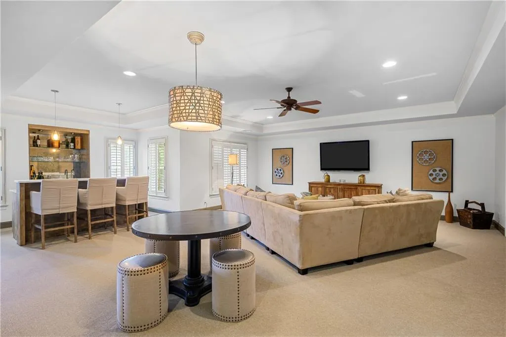 422 Meadow Watch Lane, Sandy Springs, Georgia 30350, 6 Bedrooms Bedrooms, ,6 BathroomsBathrooms,Residential,Sold,422 Meadow Watch Lane,6676457