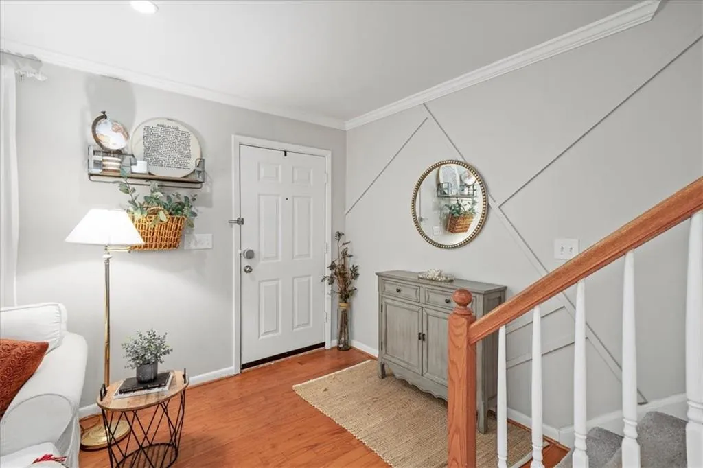 6900 Roswell Road Unit J2, Atlanta, Georgia 30328, 2 Bedrooms Bedrooms, ,2 BathroomsBathrooms,Residential,Sold,6900 Roswell Road Unit J2,7567912