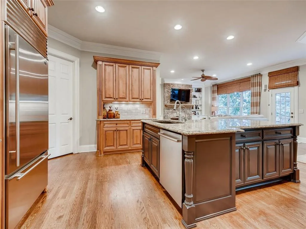 7874 Stratford Lane, Atlanta, Georgia 30350, 6 Bedrooms Bedrooms, ,6 BathroomsBathrooms,Residential,Sold,7874 Stratford Lane,6591507