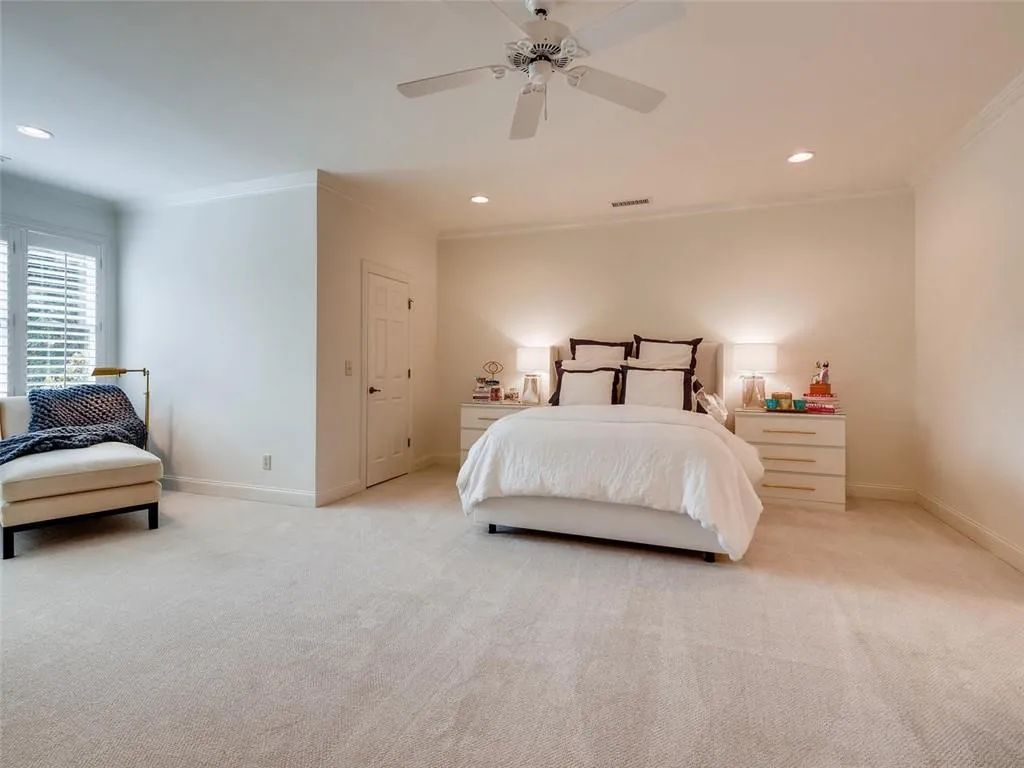 7874 Stratford Lane, Atlanta, Georgia 30350, 6 Bedrooms Bedrooms, ,6 BathroomsBathrooms,Residential,Sold,7874 Stratford Lane,6591507