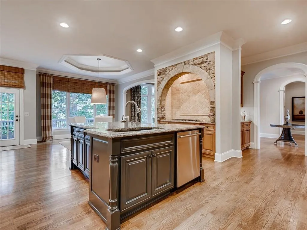 7874 Stratford Lane, Atlanta, Georgia 30350, 6 Bedrooms Bedrooms, ,6 BathroomsBathrooms,Residential,Sold,7874 Stratford Lane,6591507