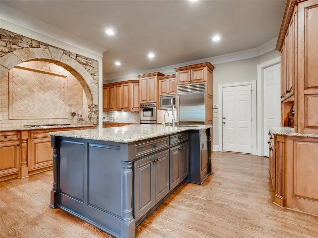 7874 Stratford Lane, Atlanta, Georgia 30350, 6 Bedrooms Bedrooms, ,6 BathroomsBathrooms,Residential,Sold,7874 Stratford Lane,6591507