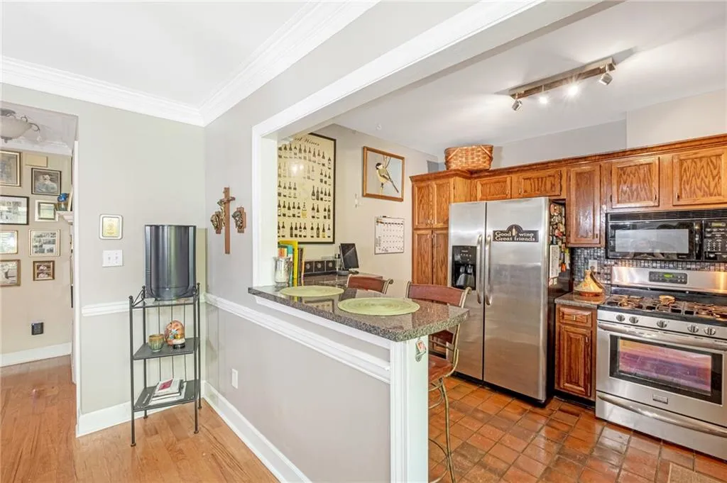 7500 Roswell Road Unit 38, Sandy Springs, Georgia 30350, 2 Bedrooms Bedrooms, ,2 BathroomsBathrooms,Residential,Sold,7500 Roswell Road Unit 38,7072148