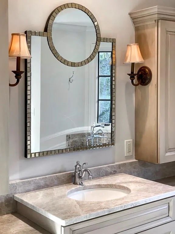 5745 Riverside Drive, Sandy Springs, Georgia 30327, 6 Bedrooms Bedrooms, ,7 BathroomsBathrooms,Residential,Sold,5745 Riverside Drive,6824645