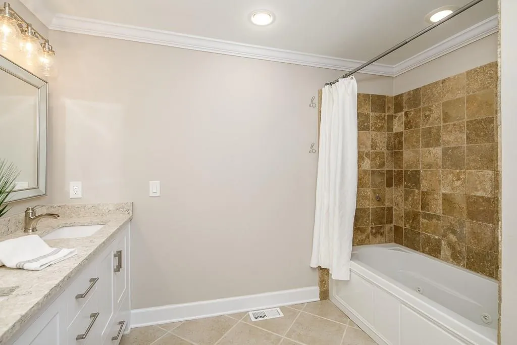 1575 Sunnybrook Farm Road, Atlanta, Georgia 30350, 4 Bedrooms Bedrooms, ,3 BathroomsBathrooms,Residential,Sold,1575 Sunnybrook Farm Road,6121696