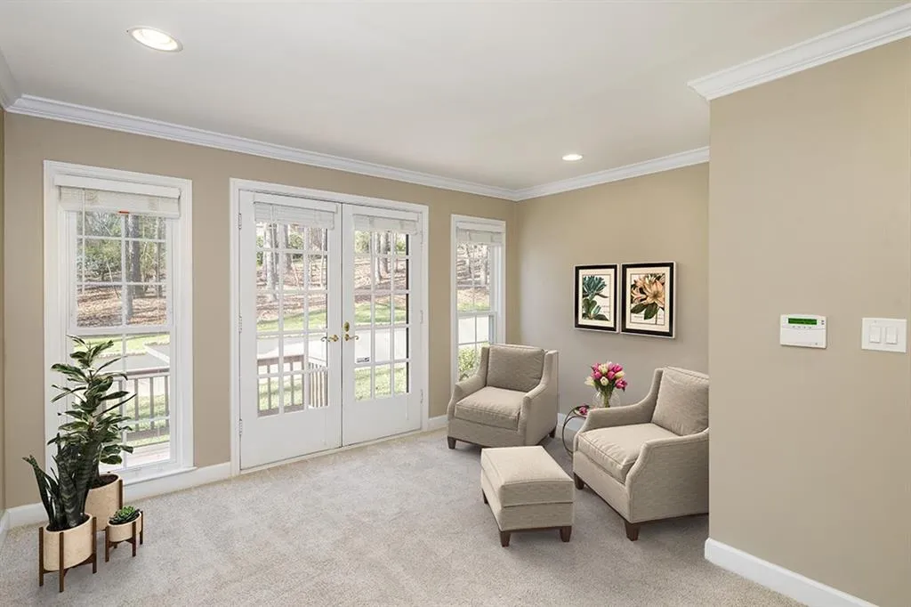 1575 Sunnybrook Farm Road, Atlanta, Georgia 30350, 4 Bedrooms Bedrooms, ,3 BathroomsBathrooms,Residential,Sold,1575 Sunnybrook Farm Road,6121696