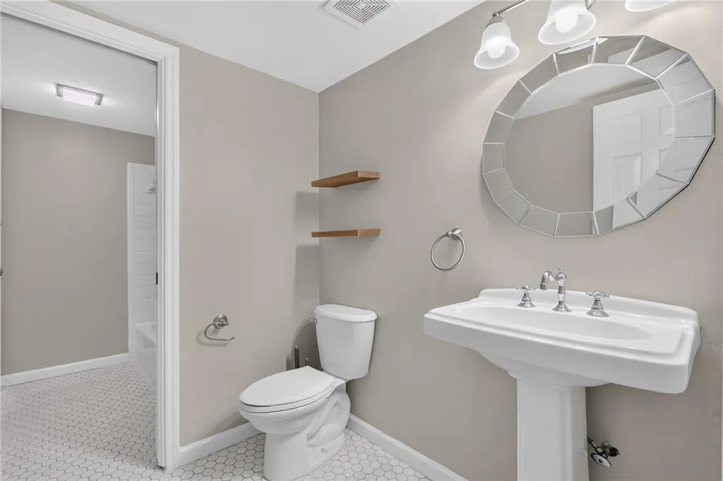 Main Full Bathroom