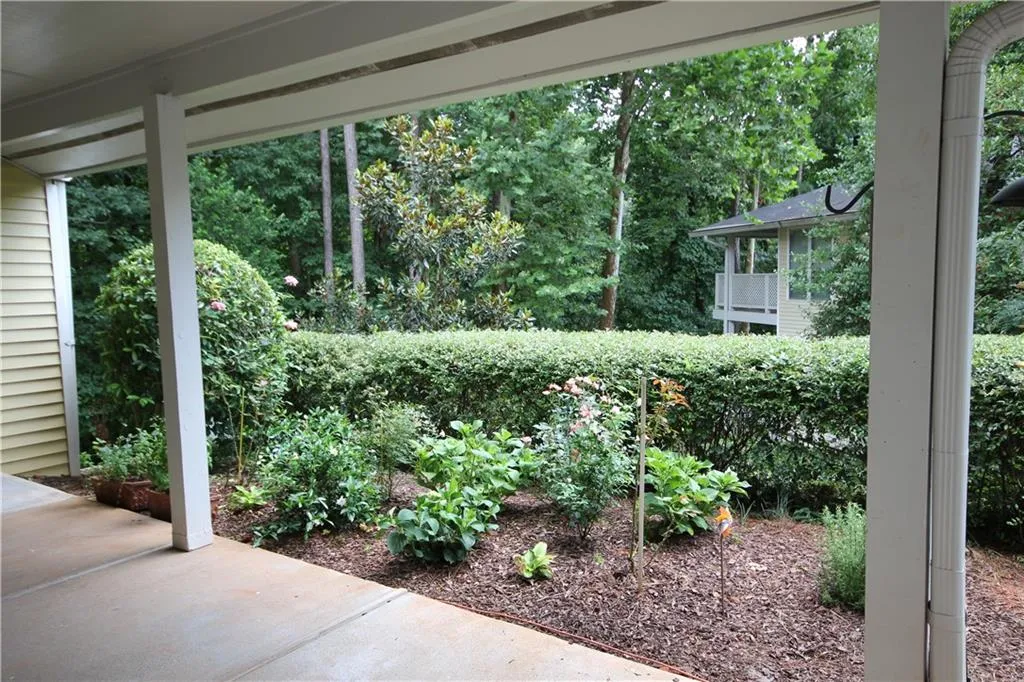 6812 Glenridge Drive Unit I, Sandy Springs, Georgia 30328, 3 Bedrooms Bedrooms, ,2 BathroomsBathrooms,Residential,Sold,6812 Glenridge Drive Unit I,6764380