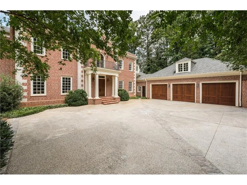 3669 Tuxedo Road Nw, Atlanta, Georgia 30305, 7 Bedrooms Bedrooms, ,6 BathroomsBathrooms,Residential,Sold,3669 Tuxedo Road Nw,5953241