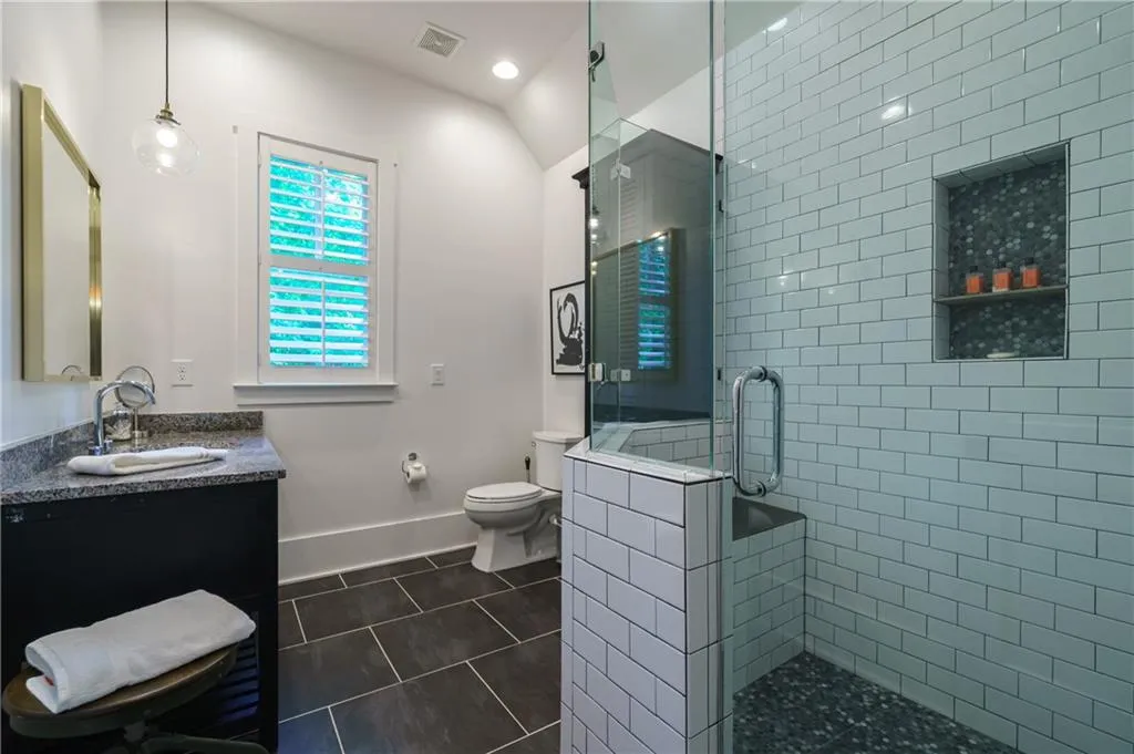 6182 Ferry Drive, Sandy Springs, Georgia 30328, 7 Bedrooms Bedrooms, ,7 BathroomsBathrooms,Residential,Sold,6182 Ferry Drive,6972742