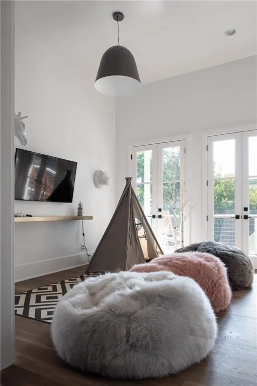 6182 Ferry Drive, Sandy Springs, Georgia 30328, 7 Bedrooms Bedrooms, ,7 BathroomsBathrooms,Residential,Sold,6182 Ferry Drive,6972742