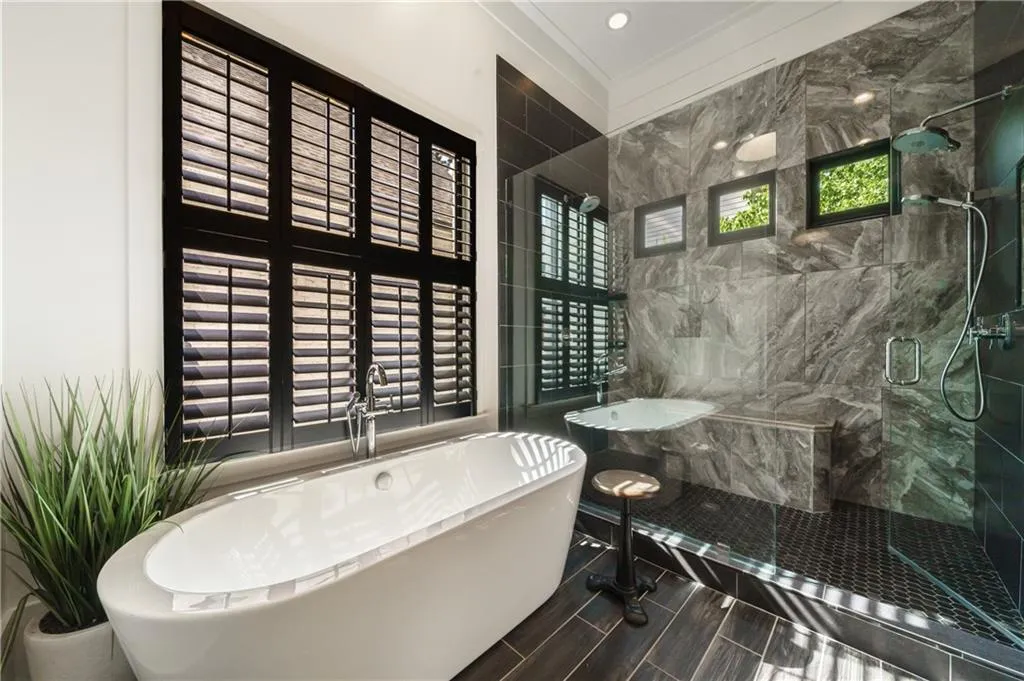 6182 Ferry Drive, Sandy Springs, Georgia 30328, 7 Bedrooms Bedrooms, ,7 BathroomsBathrooms,Residential,Sold,6182 Ferry Drive,6972742