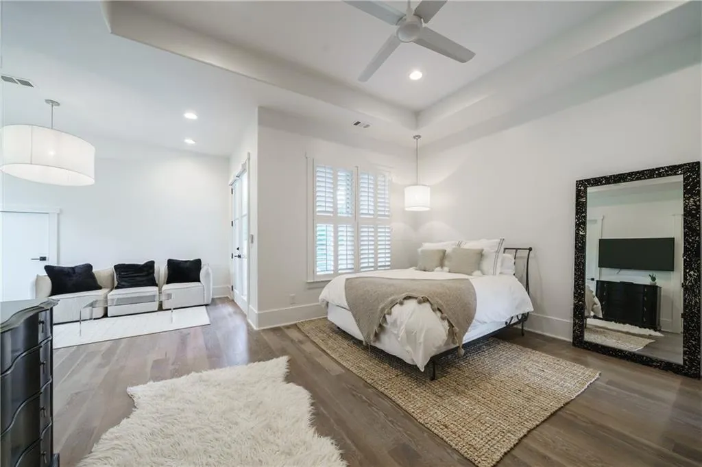 6182 Ferry Drive, Sandy Springs, Georgia 30328, 7 Bedrooms Bedrooms, ,7 BathroomsBathrooms,Residential,Sold,6182 Ferry Drive,6972742