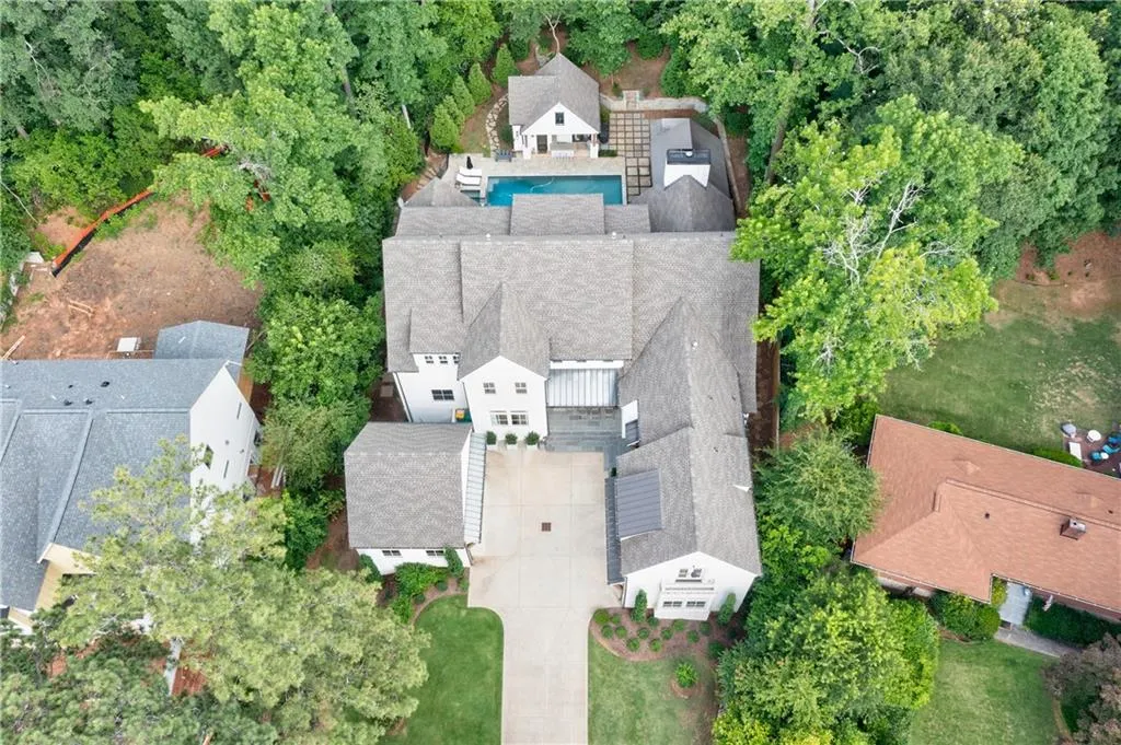 6182 Ferry Drive, Sandy Springs, Georgia 30328, 7 Bedrooms Bedrooms, ,7 BathroomsBathrooms,Residential,Sold,6182 Ferry Drive,6972742