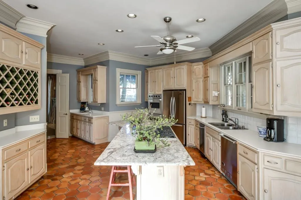 5415 Vernon Walk, Atlanta, Georgia 30327, 6 Bedrooms Bedrooms, ,5 BathroomsBathrooms,Residential,Sold,5415 Vernon Walk,5963312