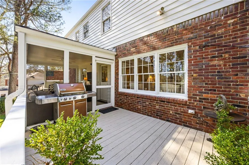 6785 Wright Road Nw, Atlanta, Georgia 30328, 3 Bedrooms Bedrooms, ,3 BathroomsBathrooms,Residential,Sold,6785 Wright Road Nw,7526689