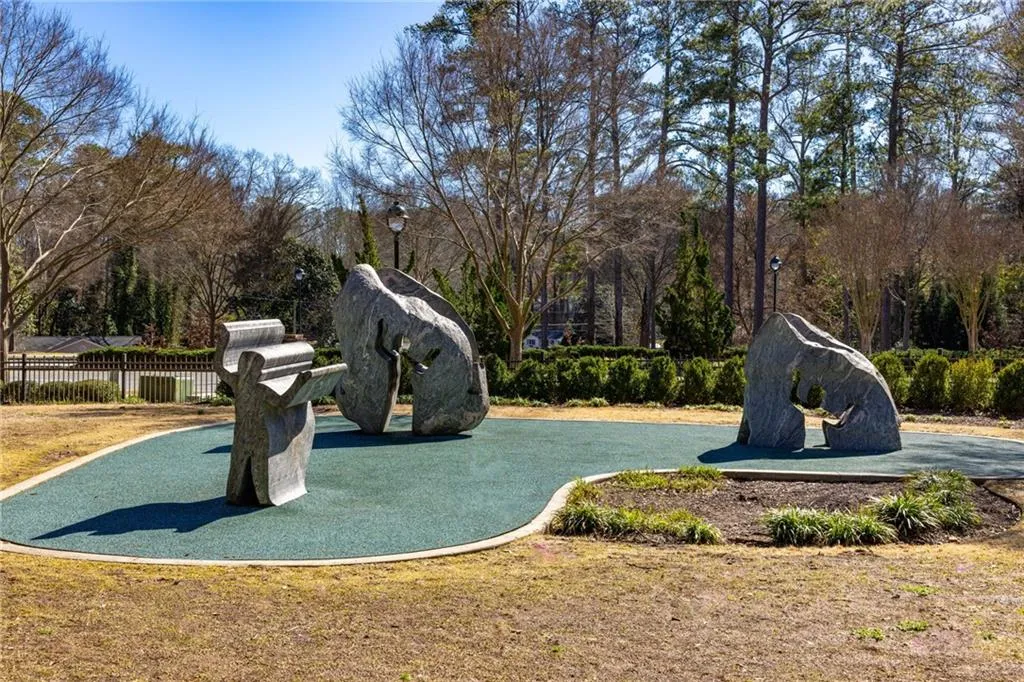 6785 Wright Road Nw, Atlanta, Georgia 30328, 3 Bedrooms Bedrooms, ,3 BathroomsBathrooms,Residential,Sold,6785 Wright Road Nw,7526689