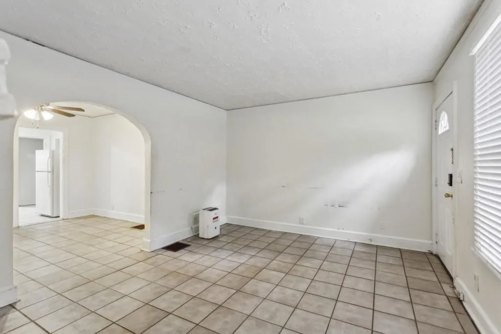 Georgia 30318, ,2 BathroomsBathrooms,Residential,For Sale,7627398
