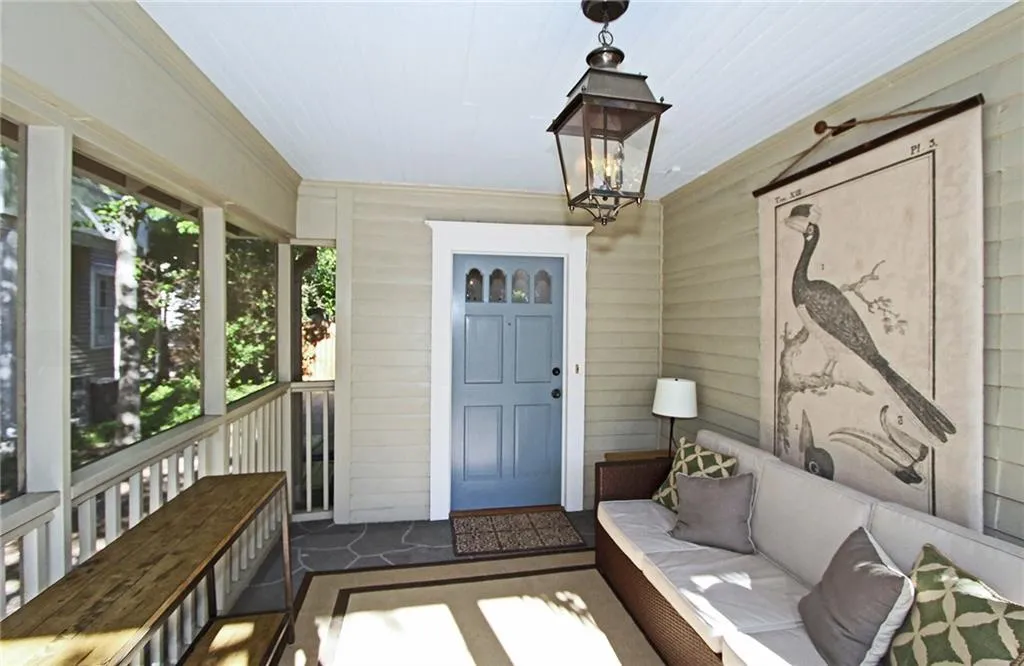 2521 Brookwood Drive Ne, Atlanta, Georgia 30305, 2 Bedrooms Bedrooms, ,2 BathroomsBathrooms,Residential,Sold,2521 Brookwood Drive Ne,5674354