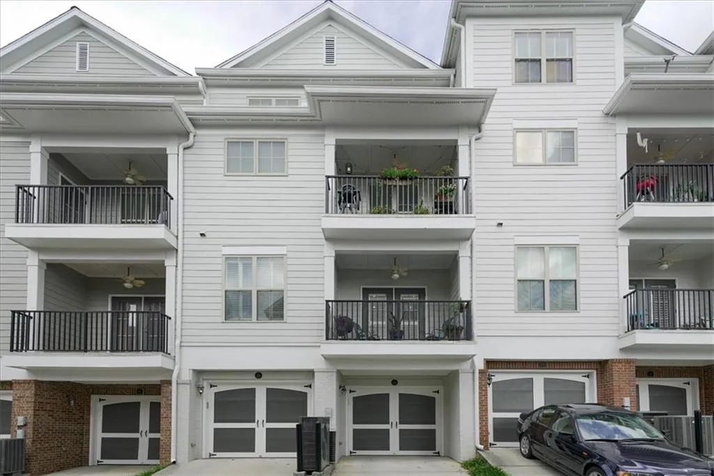 264 Le Gran Bend, Atlanta, Georgia 30328, 2 Bedrooms Bedrooms, ,2 BathroomsBathrooms,Residential,Sold,264 Le Gran Bend,7167942