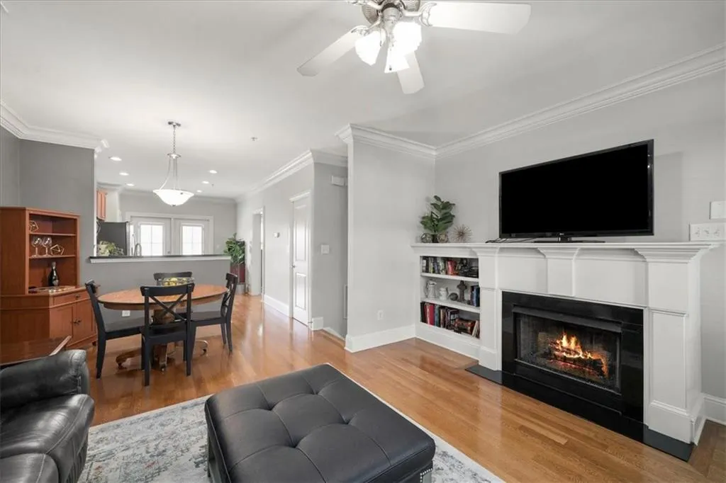 264 Le Gran Bend, Atlanta, Georgia 30328, 2 Bedrooms Bedrooms, ,2 BathroomsBathrooms,Residential,Sold,264 Le Gran Bend,7167942