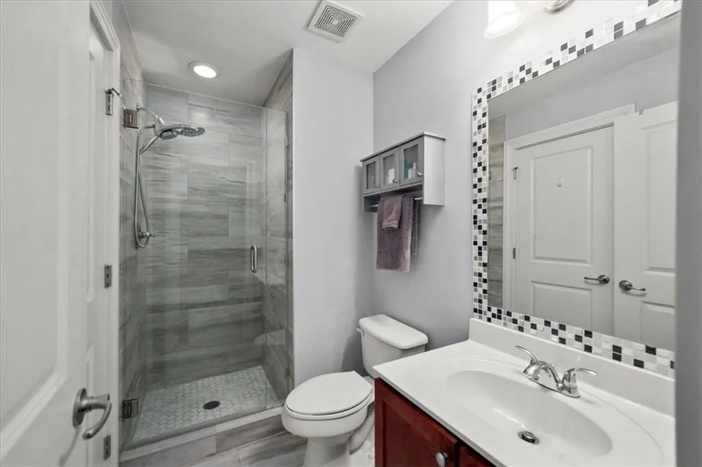 264 Le Gran Bend, Atlanta, Georgia 30328, 2 Bedrooms Bedrooms, ,2 BathroomsBathrooms,Residential,Sold,264 Le Gran Bend,7167942