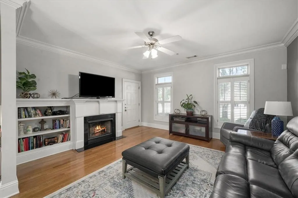 264 Le Gran Bend, Atlanta, Georgia 30328, 2 Bedrooms Bedrooms, ,2 BathroomsBathrooms,Residential,Sold,264 Le Gran Bend,7167942